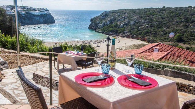 Terras met uitzicht Hotel Sa Barrera