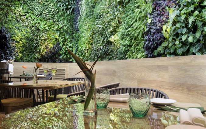 Terras van Hotel Puerta America in Madrid