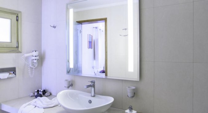 Ensuite Hotel La Mer Deluxe & Spa