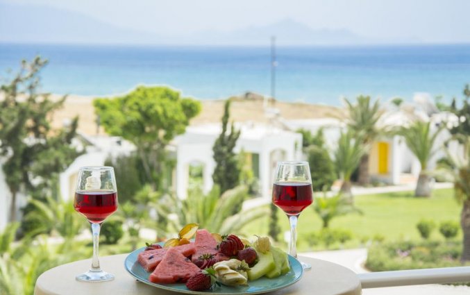 Uitzicht vanaf balkon van Hotel Sovereign Beach op Kos