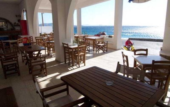 Terras van Hotel Artemis op Mykonos
