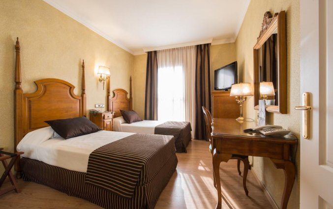 Driepersoonskamer in hotel Salles Malaga Centro in Malaga