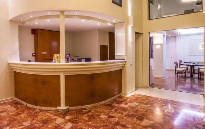 Receptie van Hotel Marina in Athene