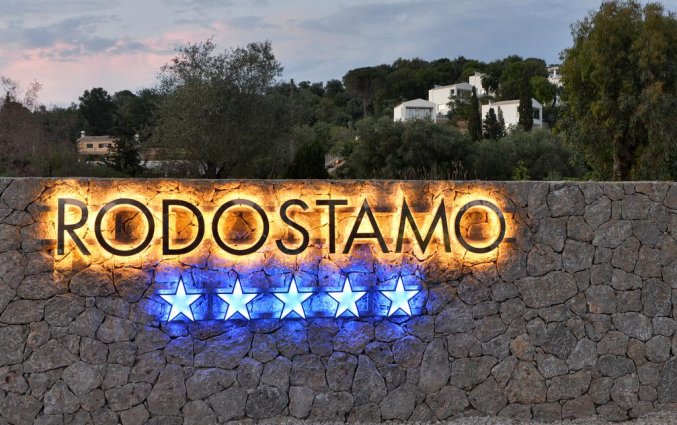 Hotel Rodostamo