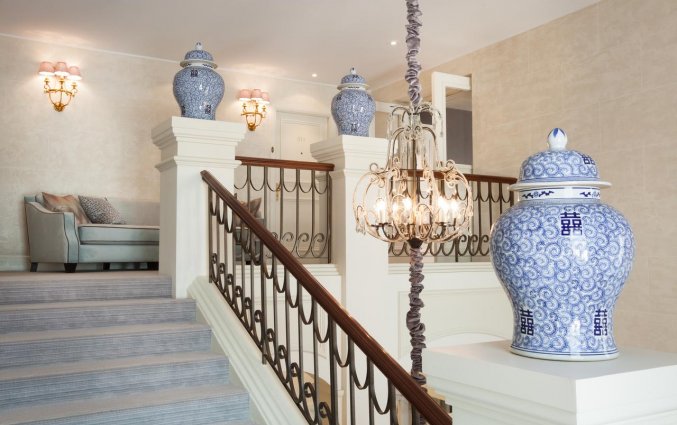 Trap van hotel Grand Palace stedentrip Riga