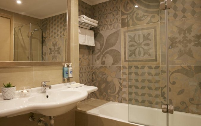 Badkamer van kamer in hotel Electra Palace Rhodos