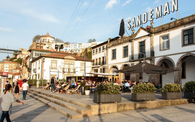 Buitenkant van Hostel & Suites The house of Sandeman stedentrip Porto
