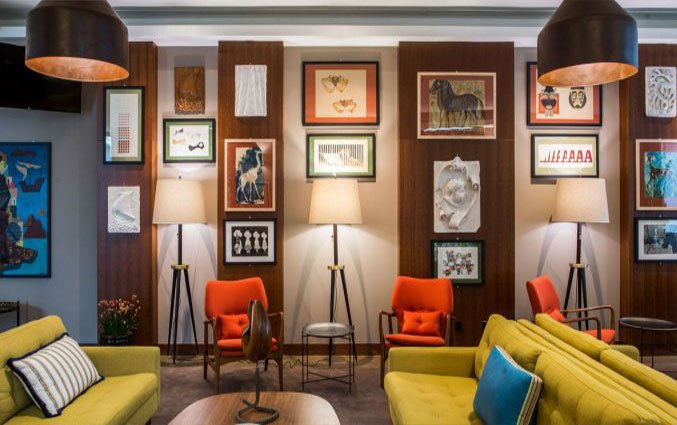 Lobby van Hotel en Bistro The Artist