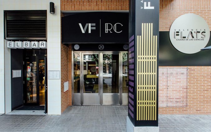 Ingang van Hotel Rooms Ciencias in Valencia