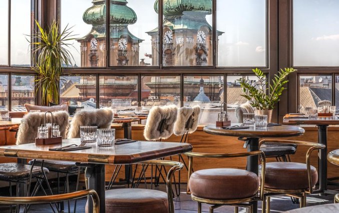 Dakterras voor ontbijt van hotel Rum in Budapest