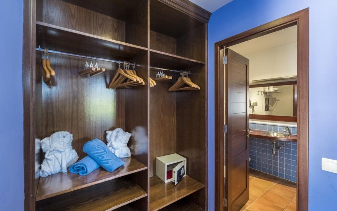 Slaapkamer van een villa van Villa Finesse op Menorca