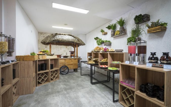 Ontbijtzaal van Hotel Liberta Seminyak op Bali