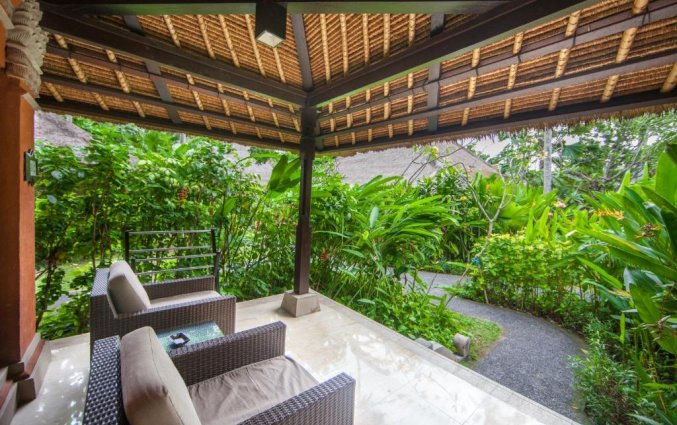 Tuin van hotel Legian Beach in Bali