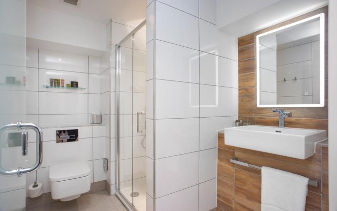 Badkamer van een tweepersoonskamer van Hotel Ten Hill Place in Edinburgh