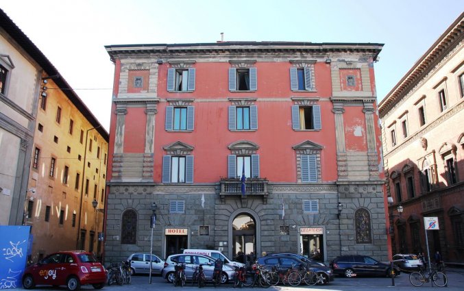 Vooraanzicht van hotel Le Due Fontane Florence