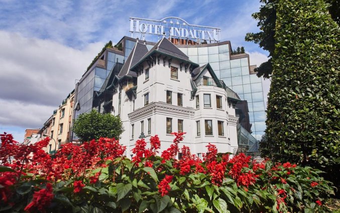 bij Hotel Silken Indautxu