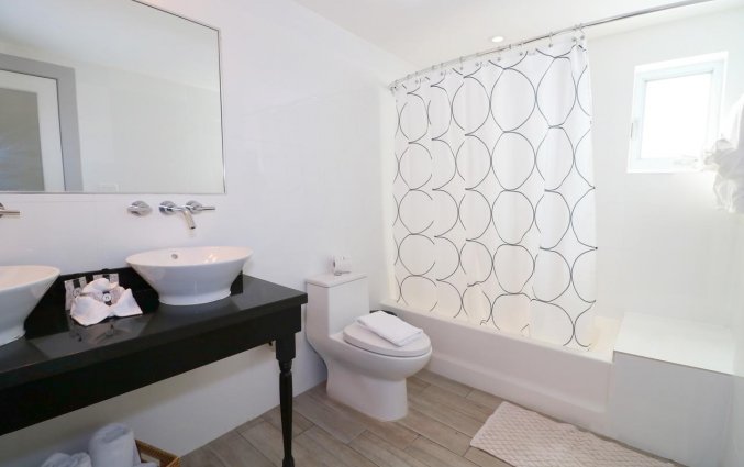 Badkamer van appartement Seaside