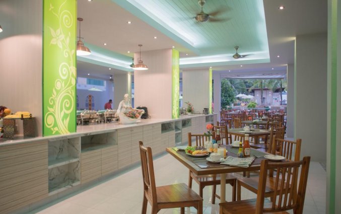 Restaurant van Resort The Briza Beach Khao lak