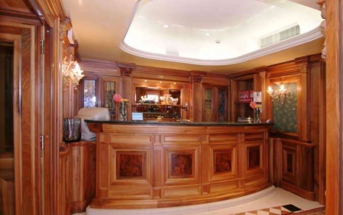 Receptie van hotel Ca'Marinella