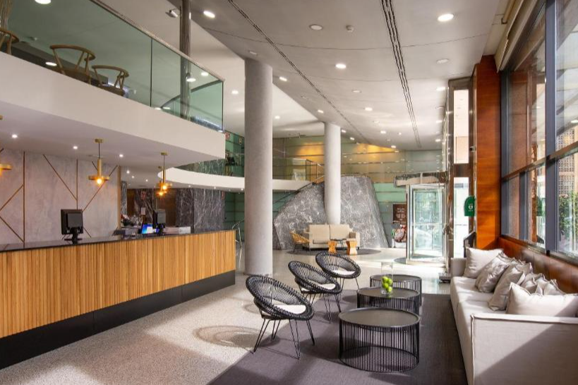 receptie van Hotel Eurostars Acteón