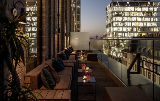 Dakterras van Hotel AMANO Grand Central in Berlijn