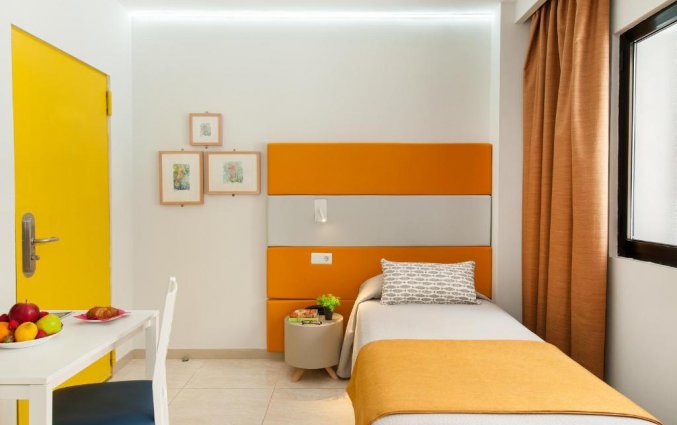 Slaapkamer van Aparthotel Bajamar in Gran Canaria