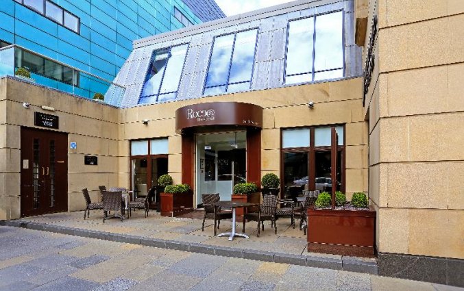 Ingang van hotel Macdonald Holyrood in Edinburgh