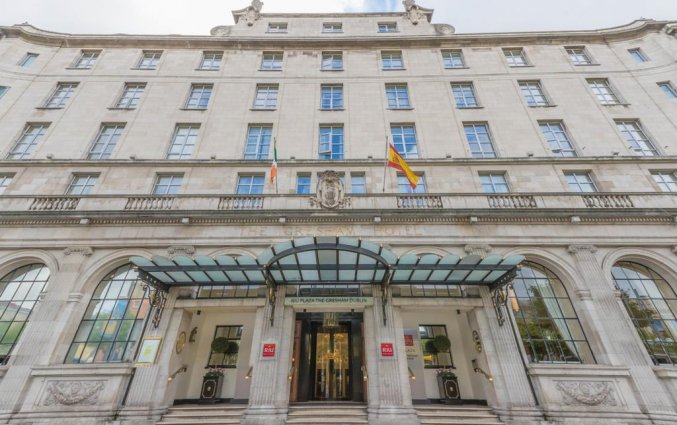 Voorkant hotel Rui Plaza The Gresham in Dublin
