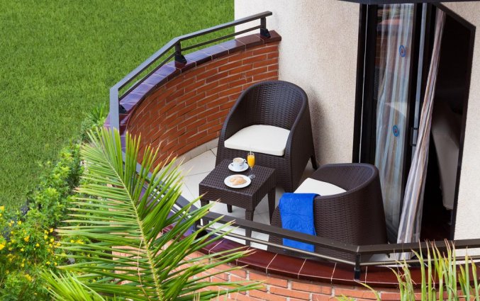 Terras van hotel MUR Neptuno in Gran Canaria