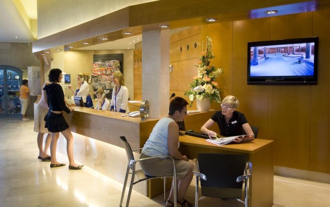 Receptie van hotel Golden Taurus Aquapark in Costa Brava