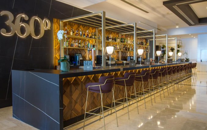 Bar van hotel Gran Hotel Sol y Mar in Alicante