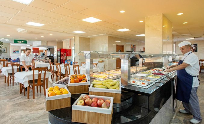 Buffet van hotel Primavera Park in Alicante