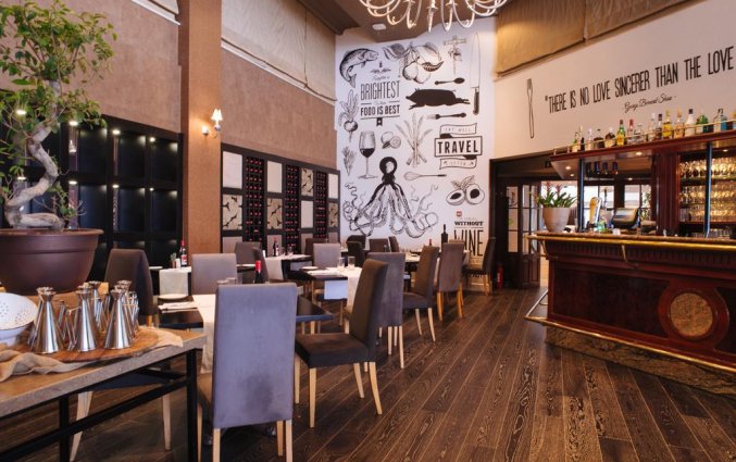 Restaurant van Resort Radisson Blu in Malta St Julians