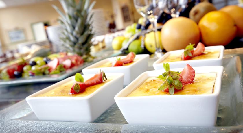 Ontbijtbuffet van Hotel Campanile Warschau