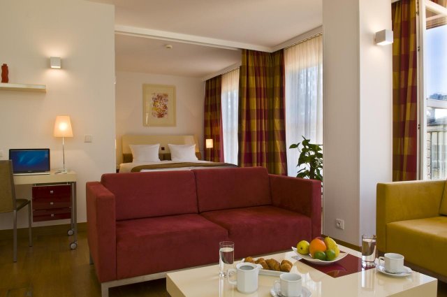 Studio's Mamaison Residence Diana