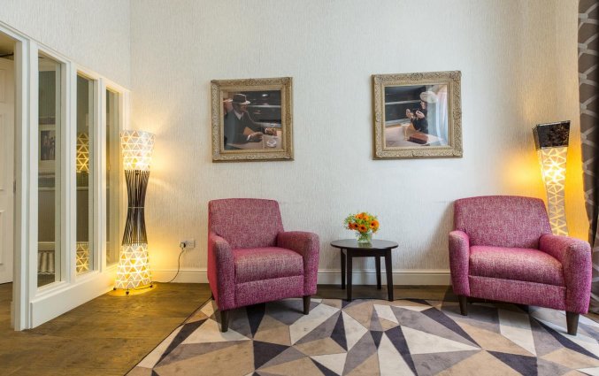 Lounge van Hotel Kensington Gardens in Londen