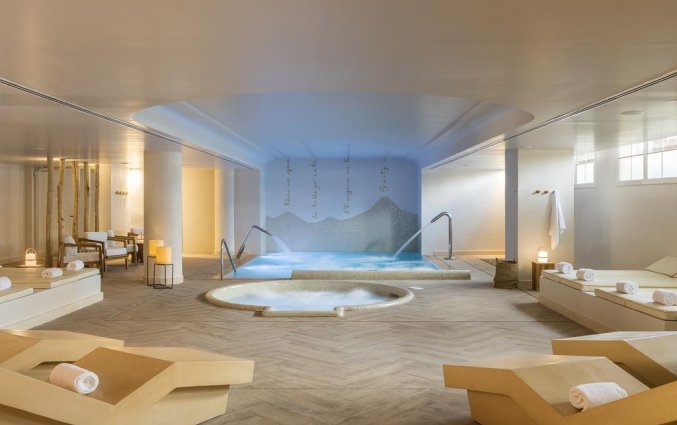 Jacuzzi van Luna Club Hotel & Spa aan de Costa Brava