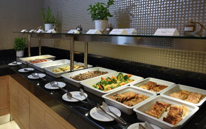 Ontbijtbuffet van Hotel Poseidon in Athene