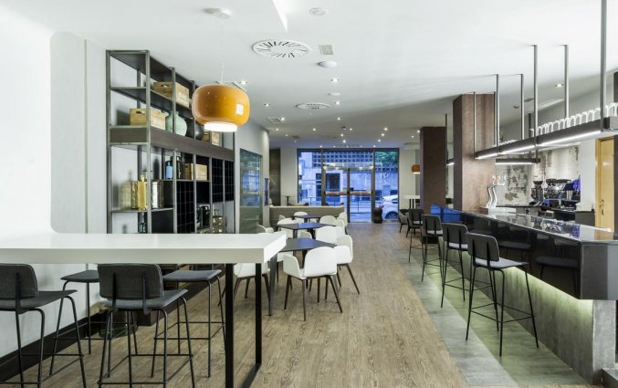 De bar van Hotel Ilunion Bilbao