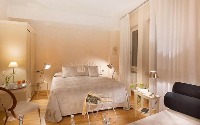 Tweepersoonskamer van hotel Mastino in Verona