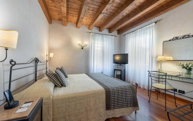 Tweepersoonskamer van hotel Marco Polo Verona
