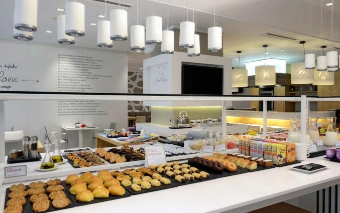 Ontbijt van NH Collection Villa de Bilbao