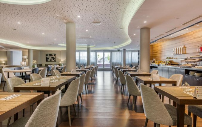 Ontbijtzaal van Hotel Sercotel Coliseo in Bilbao