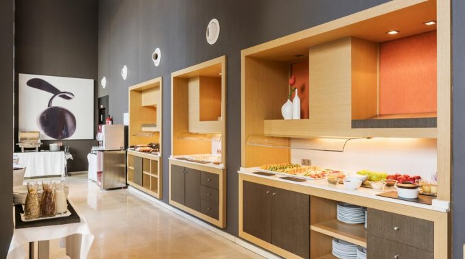 Ontbijtbuffet van Hotel Ilunion Aqua 3 in Valencia