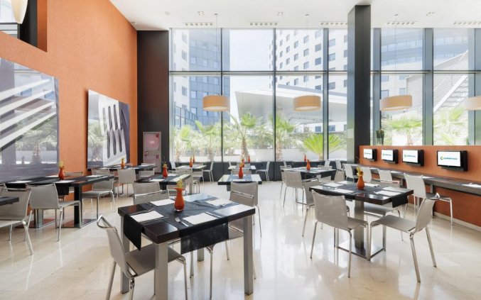 Ontbijtzaal van Hotel Ilunion Aqua 3 in Valencia