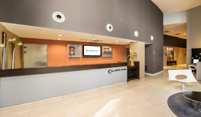 Receptie van Hotel Ilunion Aqua 3 in Valencia