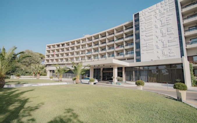 Hotel Corfu Holiday Palace in Corfu