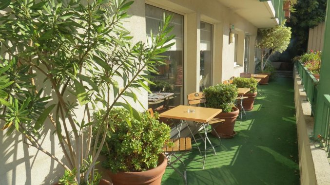 Terras van Hotel Campanile Hotel Nice Centre Acropolis in Nice