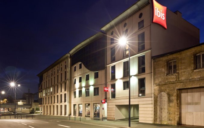Vooraanzicht van Hotel Ibis Bordeaux Centre Gare Saint Jean