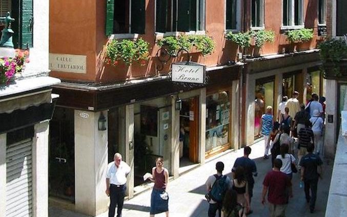 Gebouw van Hotel Da Bruno in Venetie